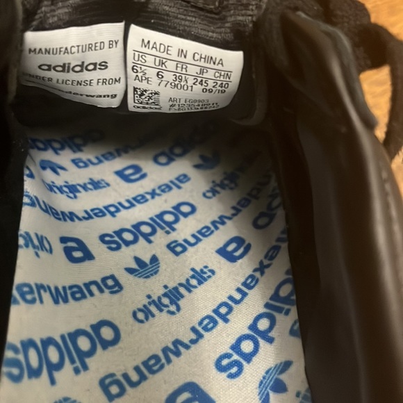 Alexander Wang for Adidas Bball soccer shoe - Picture 4 of 7